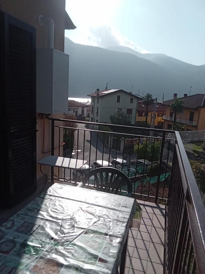 Casa Stefania 3 Lägenhet Mandello del Lario Exteriör bild