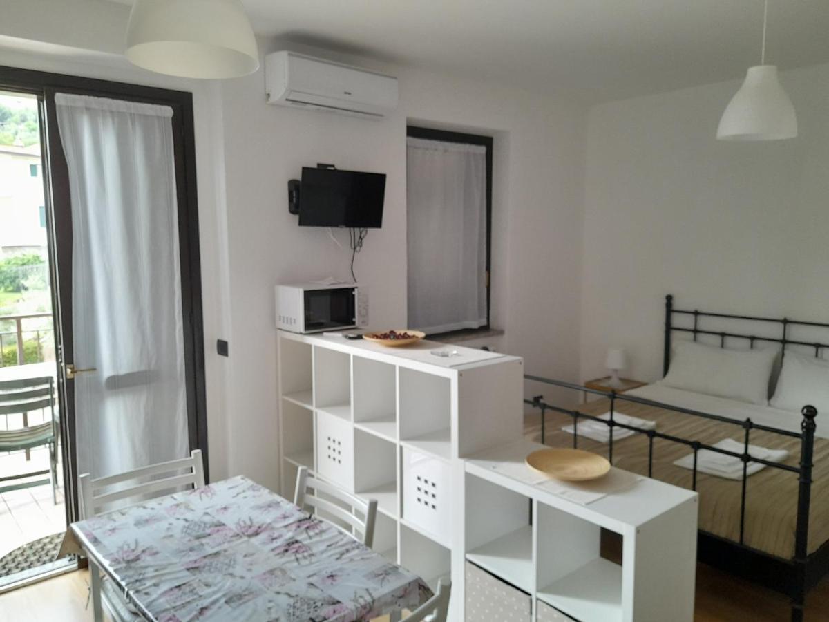 Casa Stefania 3 Lägenhet Mandello del Lario Exteriör bild